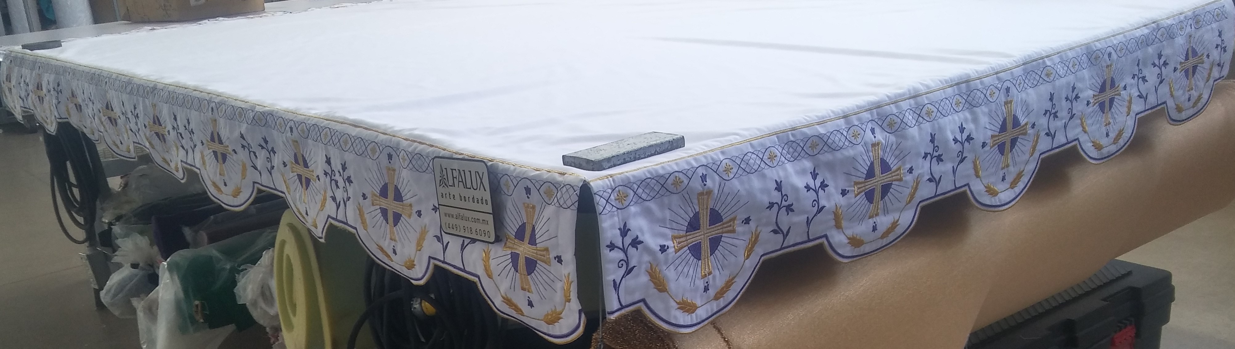 101 JARDIN RADIANTE Mantel Blanco morado 23